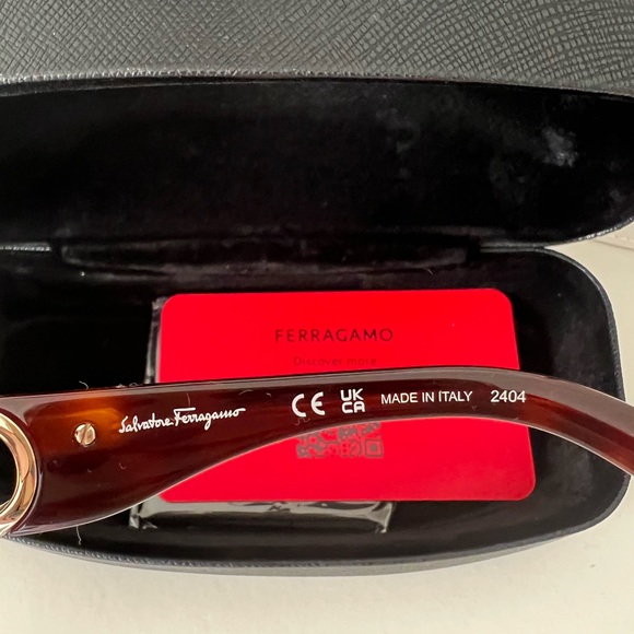 NEW Ferragamo 53mm Oversized Sunglasses
